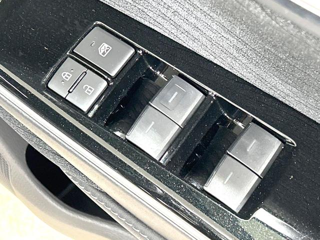 クラウンハイブリッド Ｇ　メーカー純正ナビ　バックカメラ　Ｂｌｕｅｔｏｏｔｈ　フルセグ　衝突軽減装置　ＬＥＤヘッド／フォグ　オートハイビーム　オートライト　レーダークルーズ　１００Ｖ電源　ドラレコ　ＥＴＣ　純正１７インチアルミ（39枚目）