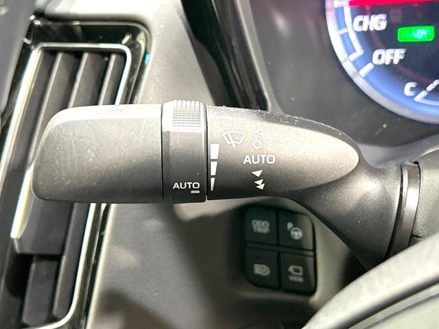 クラウンハイブリッド Ｇ　メーカー純正ナビ　バックカメラ　Ｂｌｕｅｔｏｏｔｈ　フルセグ　衝突軽減装置　ＬＥＤヘッド／フォグ　オートハイビーム　オートライト　レーダークルーズ　１００Ｖ電源　ドラレコ　ＥＴＣ　純正１７インチアルミ（41枚目）