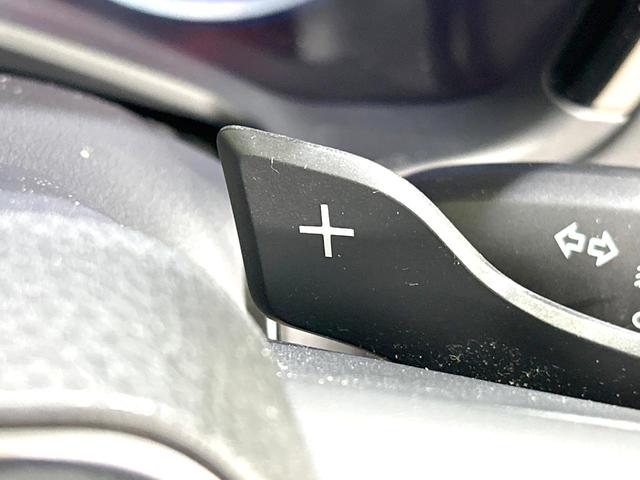 クラウンハイブリッド Ｇ　メーカー純正ナビ　バックカメラ　Ｂｌｕｅｔｏｏｔｈ　フルセグ　衝突軽減装置　ＬＥＤヘッド／フォグ　オートハイビーム　オートライト　レーダークルーズ　１００Ｖ電源　ドラレコ　ＥＴＣ　純正１７インチアルミ（44枚目）