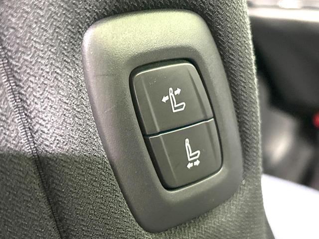 クラウンハイブリッド Ｇ　メーカー純正ナビ　バックカメラ　Ｂｌｕｅｔｏｏｔｈ　フルセグ　衝突軽減装置　ＬＥＤヘッド／フォグ　オートハイビーム　オートライト　レーダークルーズ　１００Ｖ電源　ドラレコ　ＥＴＣ　純正１７インチアルミ（52枚目）