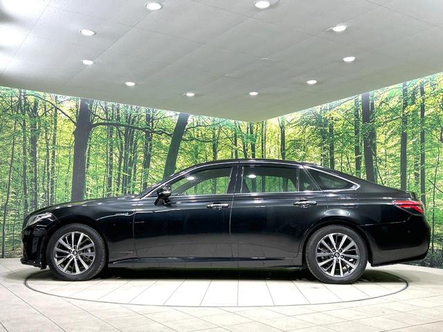 クラウンハイブリッド Ｇ　メーカー純正ナビ　バックカメラ　Ｂｌｕｅｔｏｏｔｈ　フルセグ　衝突軽減装置　ＬＥＤヘッド／フォグ　オートハイビーム　オートライト　レーダークルーズ　１００Ｖ電源　ドラレコ　ＥＴＣ　純正１７インチアルミ（63枚目）