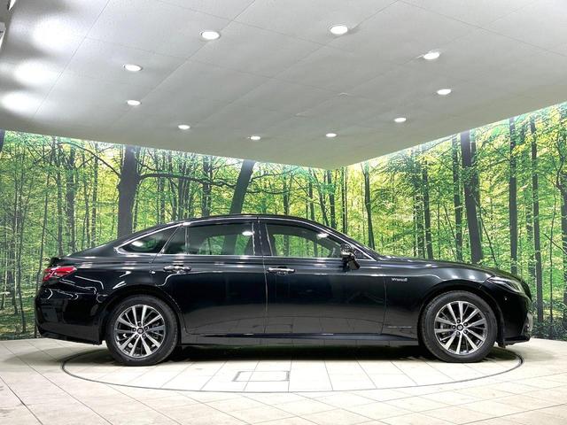 クラウンハイブリッド Ｇ　メーカー純正ナビ　バックカメラ　Ｂｌｕｅｔｏｏｔｈ　フルセグ　衝突軽減装置　ＬＥＤヘッド／フォグ　オートハイビーム　オートライト　レーダークルーズ　１００Ｖ電源　ドラレコ　ＥＴＣ　純正１７インチアルミ（64枚目）