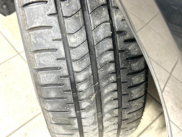 クラウンハイブリッド Ｇ　メーカー純正ナビ　バックカメラ　Ｂｌｕｅｔｏｏｔｈ　フルセグ　衝突軽減装置　ＬＥＤヘッド／フォグ　オートハイビーム　オートライト　レーダークルーズ　１００Ｖ電源　ドラレコ　ＥＴＣ　純正１７インチアルミ（67枚目）