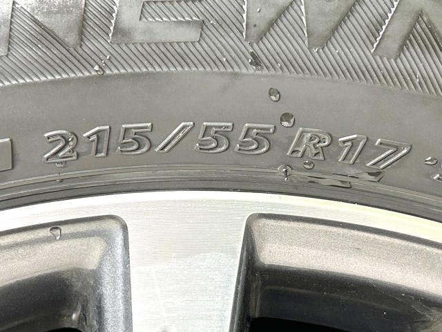 クラウンハイブリッド Ｇ　メーカー純正ナビ　バックカメラ　Ｂｌｕｅｔｏｏｔｈ　フルセグ　衝突軽減装置　ＬＥＤヘッド／フォグ　オートハイビーム　オートライト　レーダークルーズ　１００Ｖ電源　ドラレコ　ＥＴＣ　純正１７インチアルミ（68枚目）