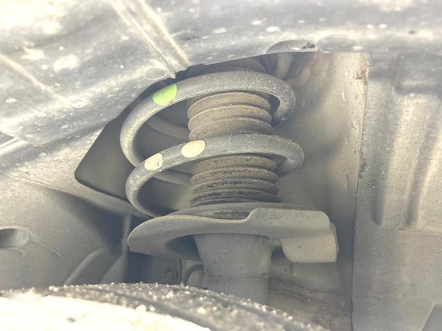 セレナ ハイウェイスター　後期　純正ナビ　全周囲カメラ　ＣＤ／ＤＶＤ／フルセグ　Ｂｌｕｅｔｏｏｔｈ　衝突軽減装置　ＬＥＤヘッド／フォグ　オートライト　プロパイロット　両側電動スライドドア　リアオートエアコン　純正１６インチＡＷ（21枚目）