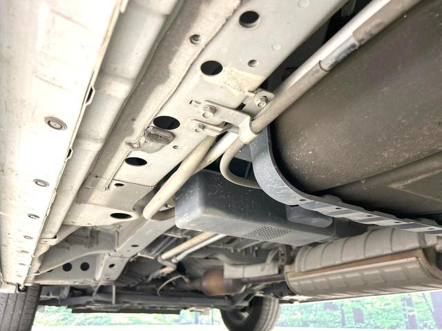 セレナ ハイウェイスター　後期　純正ナビ　全周囲カメラ　ＣＤ／ＤＶＤ／フルセグ　Ｂｌｕｅｔｏｏｔｈ　衝突軽減装置　ＬＥＤヘッド／フォグ　オートライト　プロパイロット　両側電動スライドドア　リアオートエアコン　純正１６インチＡＷ（23枚目）