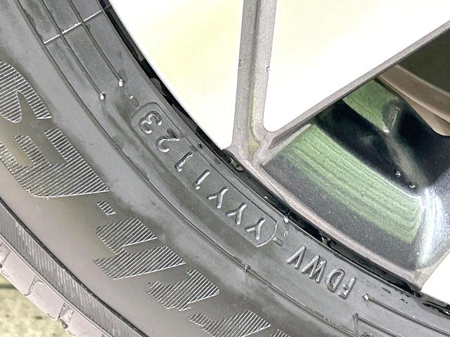 セレナ ハイウェイスター　後期　純正ナビ　全周囲カメラ　ＣＤ／ＤＶＤ／フルセグ　Ｂｌｕｅｔｏｏｔｈ　衝突軽減装置　ＬＥＤヘッド／フォグ　オートライト　プロパイロット　両側電動スライドドア　リアオートエアコン　純正１６インチＡＷ（47枚目）