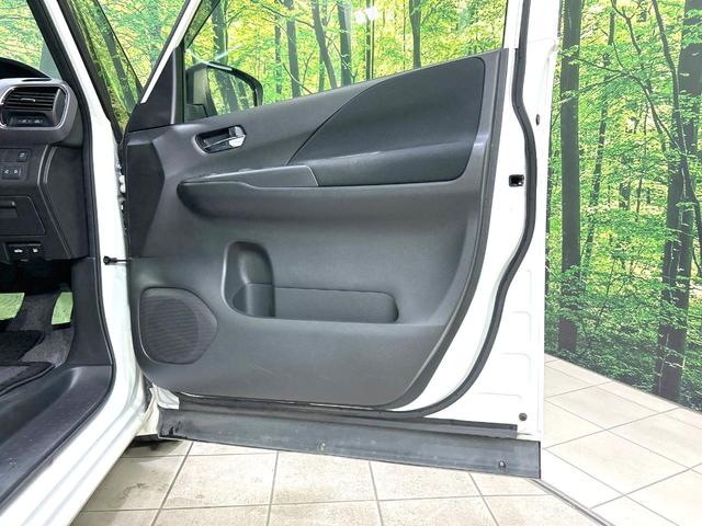 セレナ ハイウェイスター　後期　純正ナビ　全周囲カメラ　ＣＤ／ＤＶＤ／フルセグ　Ｂｌｕｅｔｏｏｔｈ　衝突軽減装置　ＬＥＤヘッド／フォグ　オートライト　プロパイロット　両側電動スライドドア　リアオートエアコン　純正１６インチＡＷ（56枚目）