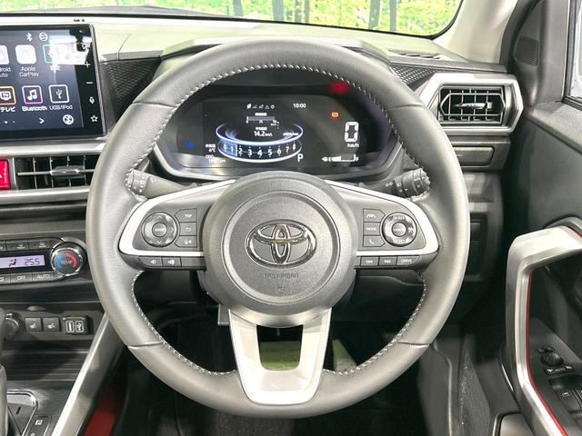 ライズ Ｚ　禁煙車　９インチディスプレイオーディオ　バックカメラ　アダプティブクルーズ　衝突軽減装置　シートヒーター　スマートキー　ＬＥＤヘッド　ＬＥＤフォグ　純正１７インチＡＷ　オートライト　オートエアコン（11枚目）