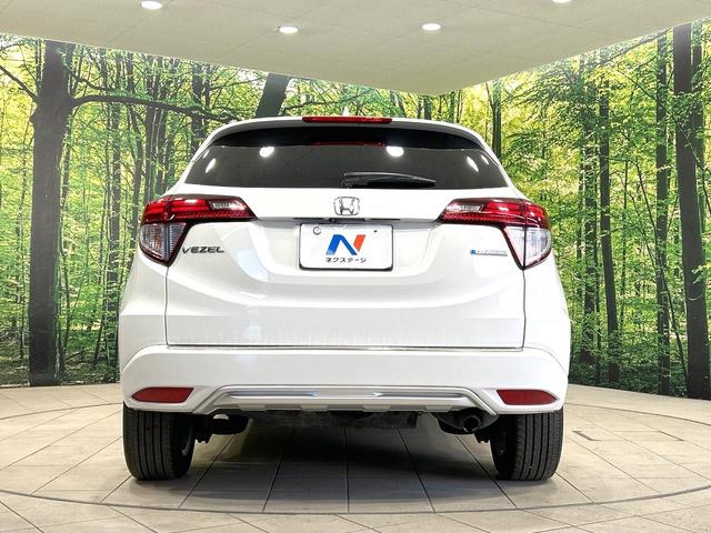 ヴェゼル ハイブリッドＺ　禁煙車　モデューロ１６インチホイール　茶内装　寒冷地仕様　ナビ　バックカメラ　衝突軽減装置　クルーズコントロール　シートヒーター　ＬＥＤヘッド　コーナーセンサー　ＥＴＣ　ルーフレール　フルセグ（15枚目）