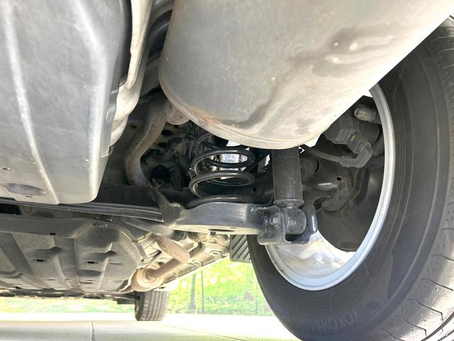 ヴェゼル ハイブリッドＺ　禁煙車　モデューロ１６インチホイール　茶内装　寒冷地仕様　ナビ　バックカメラ　衝突軽減装置　クルーズコントロール　シートヒーター　ＬＥＤヘッド　コーナーセンサー　ＥＴＣ　ルーフレール　フルセグ（20枚目）