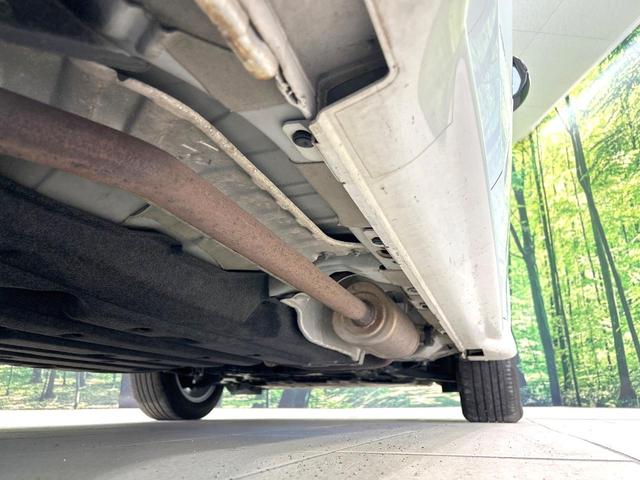 ヴェゼル ハイブリッドＺ　禁煙車　モデューロ１６インチホイール　茶内装　寒冷地仕様　ナビ　バックカメラ　衝突軽減装置　クルーズコントロール　シートヒーター　ＬＥＤヘッド　コーナーセンサー　ＥＴＣ　ルーフレール　フルセグ（22枚目）