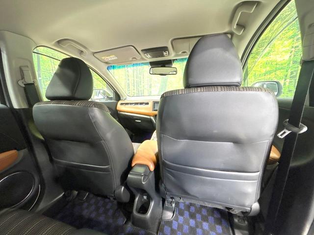 ヴェゼル ハイブリッドＺ　禁煙車　モデューロ１６インチホイール　茶内装　寒冷地仕様　ナビ　バックカメラ　衝突軽減装置　クルーズコントロール　シートヒーター　ＬＥＤヘッド　コーナーセンサー　ＥＴＣ　ルーフレール　フルセグ（49枚目）