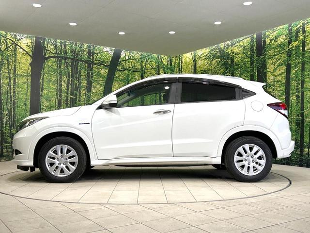 ヴェゼル ハイブリッドＺ　禁煙車　モデューロ１６インチホイール　茶内装　寒冷地仕様　ナビ　バックカメラ　衝突軽減装置　クルーズコントロール　シートヒーター　ＬＥＤヘッド　コーナーセンサー　ＥＴＣ　ルーフレール　フルセグ（57枚目）