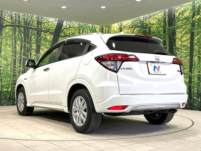 ヴェゼル ハイブリッドＺ　禁煙車　モデューロ１６インチホイール　茶内装　寒冷地仕様　ナビ　バックカメラ　衝突軽減装置　クルーズコントロール　シートヒーター　ＬＥＤヘッド　コーナーセンサー　ＥＴＣ　ルーフレール　フルセグ（58枚目）