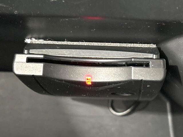 Ｎ－ＢＯＸ Ｇ　ＳＳパッケージ　禁煙車　ナビ　バックカメラ　ＣＤ／ＤＶＤ／フルセグ　両側電動スライドドア　オートエアコン　純正１４インチアルミホイール　ＥＴＣ　横滑り防止　アイドリングストップ　ヘッドライトレベライザー（7枚目）