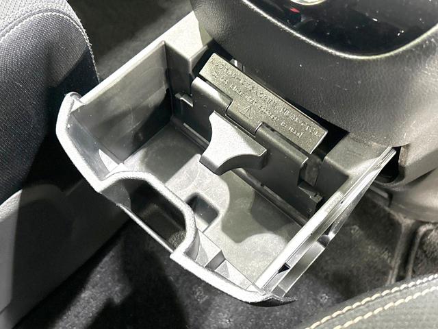 セレナ ハイウェイスターS-HVアドバンスドセーフティパック 禁煙車 後期型 純正8型ナビ 全周囲カメラ CD/DVD/フルセグ Bluetooth 衝突軽減装置 オートライト 両側電動スライドドア ドライブレコーダー ETC クルコン 純正16インチAW(62枚目)