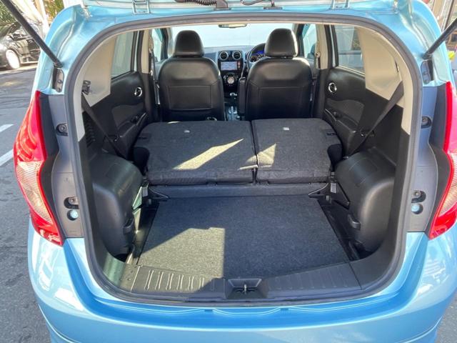 ノート メダリスト　ナビゲーション　全周囲カメラ　ＥＴＣ　インテリジェントキー　電動格納ミラー　オートエアコン　Ｂｌｕｅｔｏｏｔｈ　オートライト　ヘッドライトレベライザー　横滑り防止（10枚目）