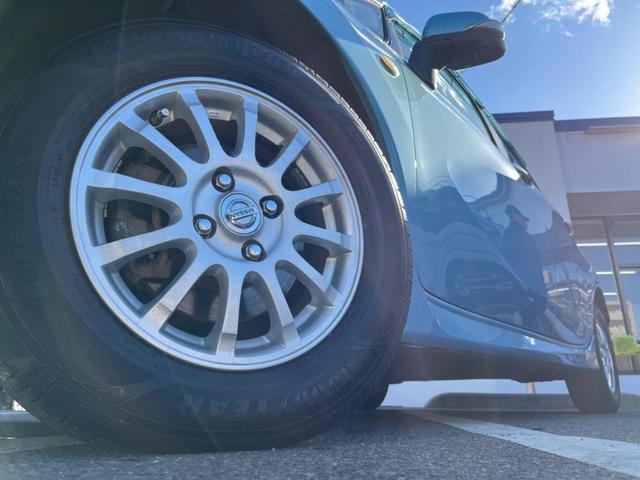 ノート メダリスト　ナビゲーション　全周囲カメラ　ＥＴＣ　インテリジェントキー　電動格納ミラー　オートエアコン　Ｂｌｕｅｔｏｏｔｈ　オートライト　ヘッドライトレベライザー　横滑り防止（13枚目）