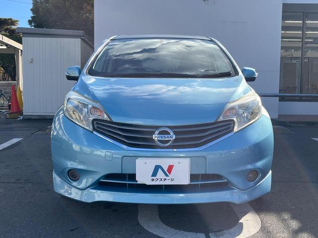 ノート メダリスト　ナビゲーション　全周囲カメラ　ＥＴＣ　インテリジェントキー　電動格納ミラー　オートエアコン　Ｂｌｕｅｔｏｏｔｈ　オートライト　ヘッドライトレベライザー　横滑り防止（14枚目）