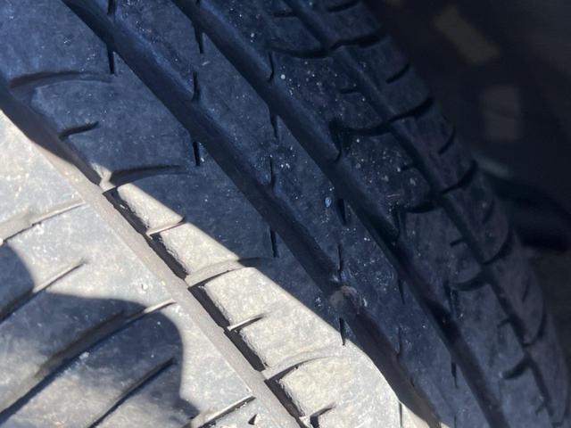 ノート メダリスト　ナビゲーション　全周囲カメラ　ＥＴＣ　インテリジェントキー　電動格納ミラー　オートエアコン　Ｂｌｕｅｔｏｏｔｈ　オートライト　ヘッドライトレベライザー　横滑り防止（30枚目）