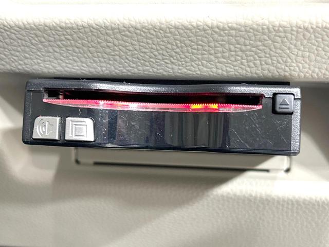 ワゴンＲ ＦＡ　４ＷＤ　禁煙車　ナビ　シートヒーター　ドラレコ　ＥＴＣ　ＣＤ／ＤＶＤ再生　アームレスト　電動格納ミラー　ヘッドライトレベライザー　ベンチシート　キーレス　プライバシーガラス　盗難防止装置　横滑防止装置（6枚目）