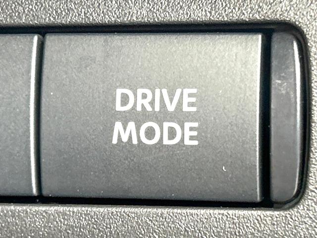 セレナ ｅ－パワー　ハイウェイスターＶ　登録済未使用車　メーカー純正１２．３型ナビ　全周囲カメラ　プロパイロット　両側電動スライドドア　衝突軽減装置　ＨＤＭＩ　シートヒーター　デジタルインナーミラー　リアオートエアコン　ＬＥＤヘッド（30枚目）