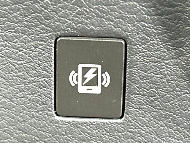 セレナ ｅ－パワー　ハイウェイスターＶ　登録済未使用車　メーカー純正１２．３型ナビ　全周囲カメラ　プロパイロット　両側電動スライドドア　衝突軽減装置　ＨＤＭＩ　シートヒーター　デジタルインナーミラー　リアオートエアコン　ＬＥＤヘッド（53枚目）