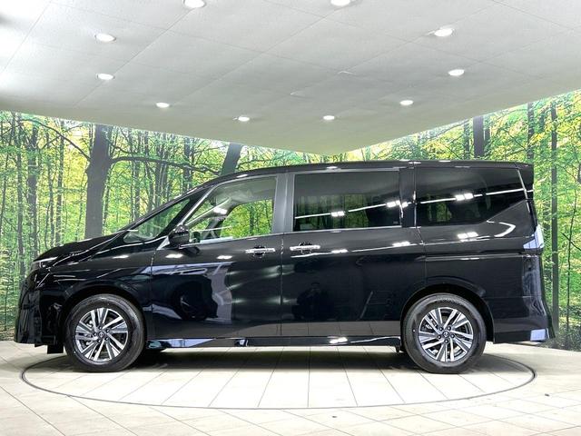 セレナ ｅ－パワー　ハイウェイスターＶ　登録済未使用車　メーカー純正１２．３型ナビ　全周囲カメラ　プロパイロット　両側電動スライドドア　衝突軽減装置　ＨＤＭＩ　シートヒーター　デジタルインナーミラー　リアオートエアコン　ＬＥＤヘッド（56枚目）