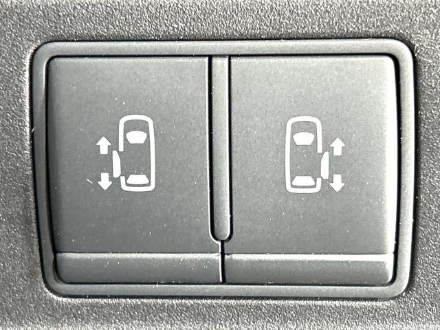 セレナ ハイウェイスターＧ　ハンズフリー　両側電動ドア　純正ＳＤナビ　後部モニター　禁煙車　バックカメラ　衝突軽減装置　８人乗　スマートキー　ＬＥＤヘッド　ＥＴＣ　純正１６インチＡＷ　オートライト　オートエアコン　リアエアコン（6枚目）