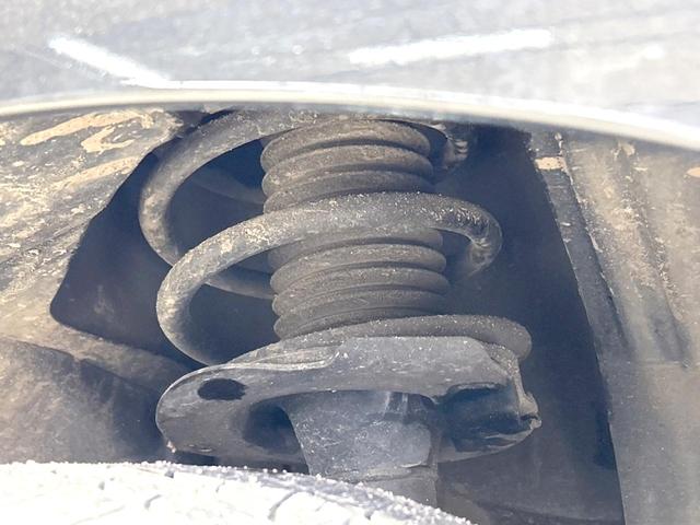 セレナ ハイウェイスターＧ　ハンズフリー　両側電動ドア　純正ＳＤナビ　後部モニター　禁煙車　バックカメラ　衝突軽減装置　８人乗　スマートキー　ＬＥＤヘッド　ＥＴＣ　純正１６インチＡＷ　オートライト　オートエアコン　リアエアコン（21枚目）