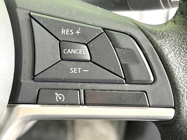 セレナ ハイウェイスターＧ　ハンズフリー　両側電動ドア　純正ＳＤナビ　後部モニター　禁煙車　バックカメラ　衝突軽減装置　８人乗　スマートキー　ＬＥＤヘッド　ＥＴＣ　純正１６インチＡＷ　オートライト　オートエアコン　リアエアコン（44枚目）