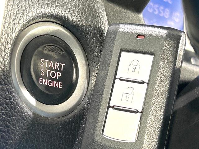 デイズ ハイウェイスター　Ｘ　禁煙車　純正ナビ　全周囲カメラ　衝突軽減装置　スマートキー　ドラレコ　オートライト　オートエアコン　ＨＩＤヘッド　純正１４インチＡＷ　革巻きステアリング　電動格納ミラー　オートマチックハイビーム（6枚目）