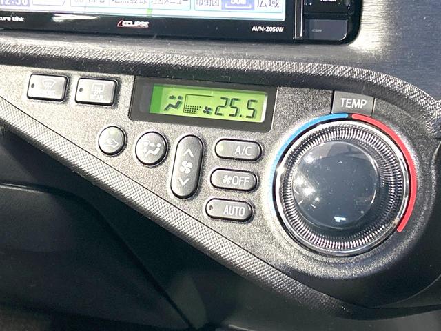 アクア G 禁煙車 SDナビ バックカメラ スマートキー ETC オートエアコン Bluetooth CD DVD再生 フルセグ 横滑り防止装置 プライバシーG 盗難防止装置 ステアリングスイッチ 電動格納ミラー(7枚目)