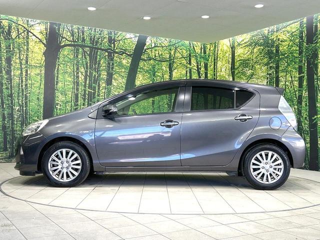 アクア G 禁煙車 SDナビ バックカメラ スマートキー ETC オートエアコン Bluetooth CD DVD再生 フルセグ 横滑り防止装置 プライバシーG 盗難防止装置 ステアリングスイッチ 電動格納ミラー(25枚目)