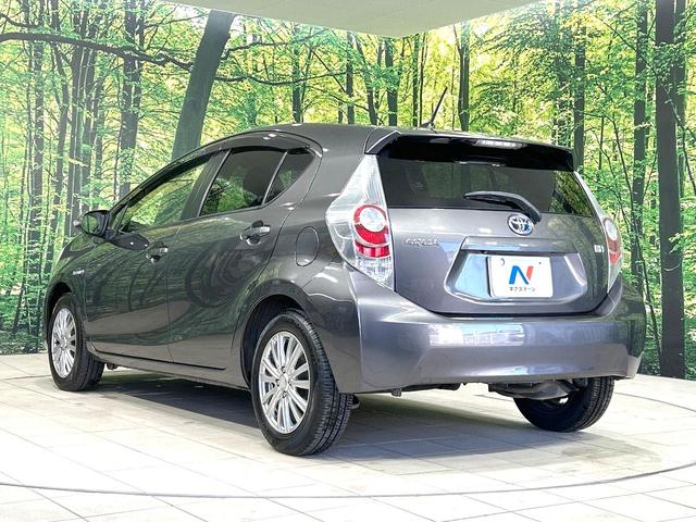 アクア G 禁煙車 SDナビ バックカメラ スマートキー ETC オートエアコン Bluetooth CD DVD再生 フルセグ 横滑り防止装置 プライバシーG 盗難防止装置 ステアリングスイッチ 電動格納ミラー(27枚目)