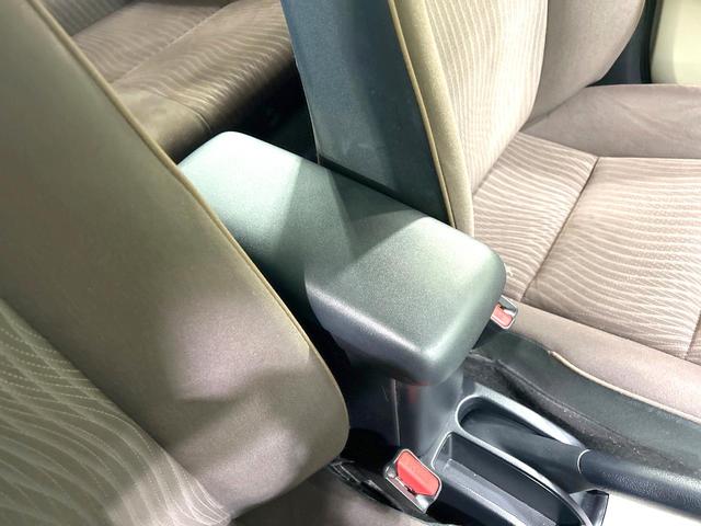 アクア G 禁煙車 SDナビ バックカメラ スマートキー ETC オートエアコン Bluetooth CD DVD再生 フルセグ 横滑り防止装置 プライバシーG 盗難防止装置 ステアリングスイッチ 電動格納ミラー(44枚目)