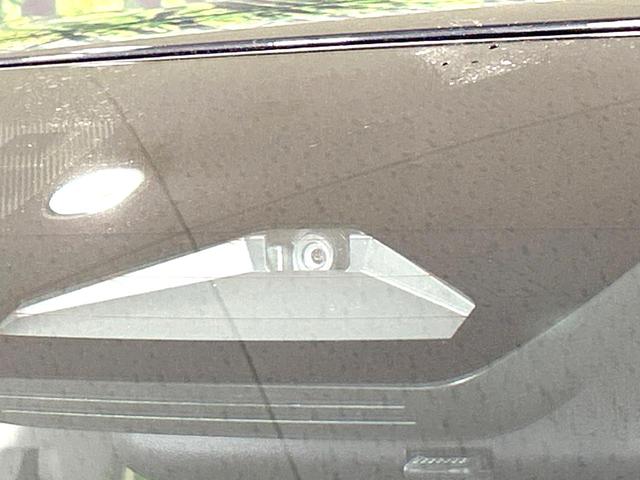 ヤリスクロス X 禁煙車 ナビ バックカメラ 衝突軽減装置 レーダクルーズ ETC ドラレコ Bluetooth再生 フルセグ オートライト オートマチックハイビーム 盗難防止装置 プライバシーガラス 電動格納ミラー(5枚目)