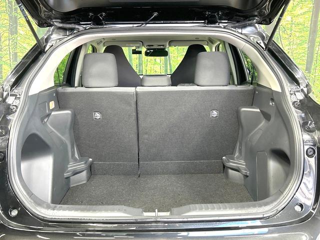 ヤリスクロス X 禁煙車 ナビ バックカメラ 衝突軽減装置 レーダクルーズ ETC ドラレコ Bluetooth再生 フルセグ オートライト オートマチックハイビーム 盗難防止装置 プライバシーガラス 電動格納ミラー(10枚目)