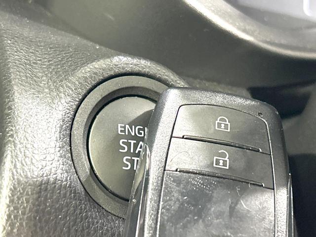 ヤリスクロス X 禁煙車 ナビ バックカメラ 衝突軽減装置 レーダクルーズ ETC ドラレコ Bluetooth再生 フルセグ オートライト オートマチックハイビーム 盗難防止装置 プライバシーガラス 電動格納ミラー(34枚目)