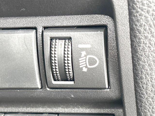 ヤリスクロス X 禁煙車 ナビ バックカメラ 衝突軽減装置 レーダクルーズ ETC ドラレコ Bluetooth再生 フルセグ オートライト オートマチックハイビーム 盗難防止装置 プライバシーガラス 電動格納ミラー(44枚目)