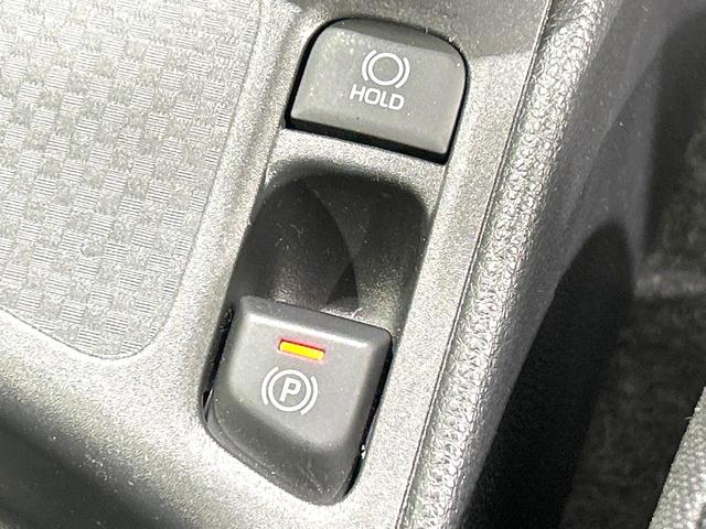 ヤリスクロス X 禁煙車 ナビ バックカメラ 衝突軽減装置 レーダクルーズ ETC ドラレコ Bluetooth再生 フルセグ オートライト オートマチックハイビーム 盗難防止装置 プライバシーガラス 電動格納ミラー(45枚目)