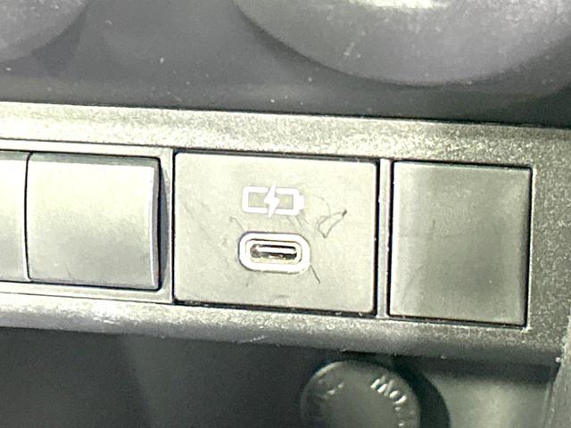 ヤリスクロス X 禁煙車 ナビ バックカメラ 衝突軽減装置 レーダクルーズ ETC ドラレコ Bluetooth再生 フルセグ オートライト オートマチックハイビーム 盗難防止装置 プライバシーガラス 電動格納ミラー(48枚目)