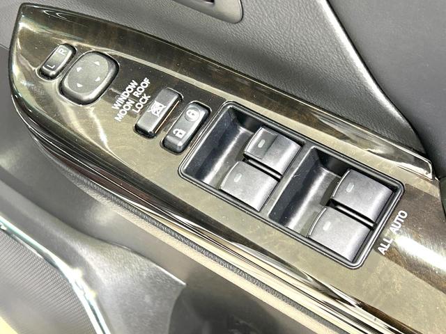 アルファード 240S タイプゴールドII 後期型 禁煙車 サンルーフ BIG-X10型ナビ 後席モニター 両側電動スライドドア Bluetooth接続 ETC バックカメラ ハーフレザーシート コーナーセンサー スマートキー HIDヘッド(57枚目)