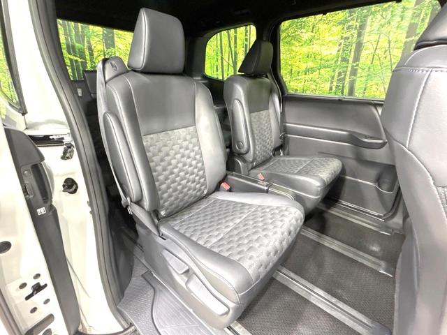 ヴォクシー ハイブリッドS-Z 禁煙車 純正10.5型ナビ フルセグ バックカメラ 衝突被害軽減装置 レーダークルーズ 両側電動ドア ハーフレザーシート ドラレコ クリアランスソナー LEDヘッド ETC2.0 純正17インチAW(9枚目)