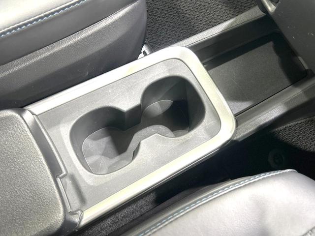 ヴォクシー ハイブリッドS-Z 禁煙車 純正10.5型ナビ フルセグ バックカメラ 衝突被害軽減装置 レーダークルーズ 両側電動ドア ハーフレザーシート ドラレコ クリアランスソナー LEDヘッド ETC2.0 純正17インチAW(65枚目)