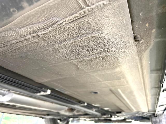 シルフィ Ｓ　ツーリング　禁煙車　ＳＤナビ　Ｂｌｕｅｔｏｏｔｈ　バックカメラ　ドラレコ　スマートキー　ＨＩＤヘッド　オートライト　デュアルエアコン　革巻きステアリング　ＣＤ　ＤＶＤ再生　フルセグ　横滑り防止装置　電動格納ミラー（22枚目）