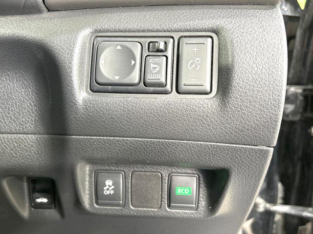 シルフィ Ｓ　ツーリング　禁煙車　ＳＤナビ　Ｂｌｕｅｔｏｏｔｈ　バックカメラ　ドラレコ　スマートキー　ＨＩＤヘッド　オートライト　デュアルエアコン　革巻きステアリング　ＣＤ　ＤＶＤ再生　フルセグ　横滑り防止装置　電動格納ミラー（29枚目）