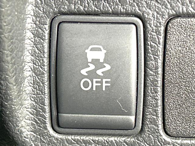 シルフィ Ｓ　ツーリング　禁煙車　ＳＤナビ　Ｂｌｕｅｔｏｏｔｈ　バックカメラ　ドラレコ　スマートキー　ＨＩＤヘッド　オートライト　デュアルエアコン　革巻きステアリング　ＣＤ　ＤＶＤ再生　フルセグ　横滑り防止装置　電動格納ミラー（30枚目）