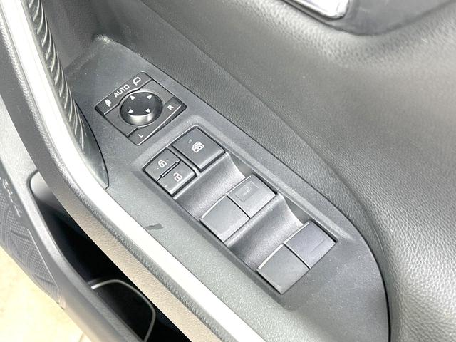 RAV4 G 4WD 禁煙車 9型ナビ付ディスプレイオーディオ 全周囲カメラ 寒冷地仕様 AC100V 衝突軽減装置 レーダークルーズ ステアリングヒーター パワーバックドア LEDヘッド オートライト(49枚目)